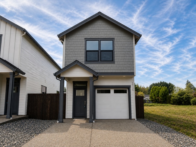 Building Photo - 10116 NE 45th Ct