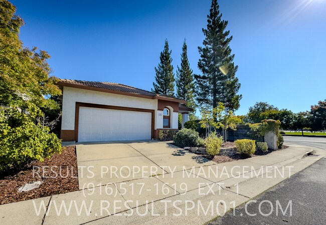 Photo - Lovely 4 bedroom Roseville home Olympus po...