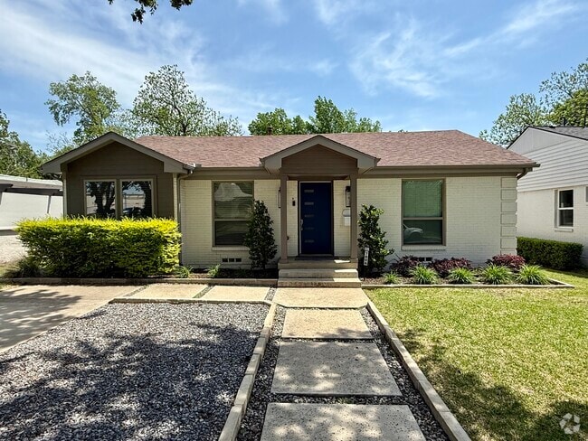 Building Photo - 7806 Robin Rd Rental