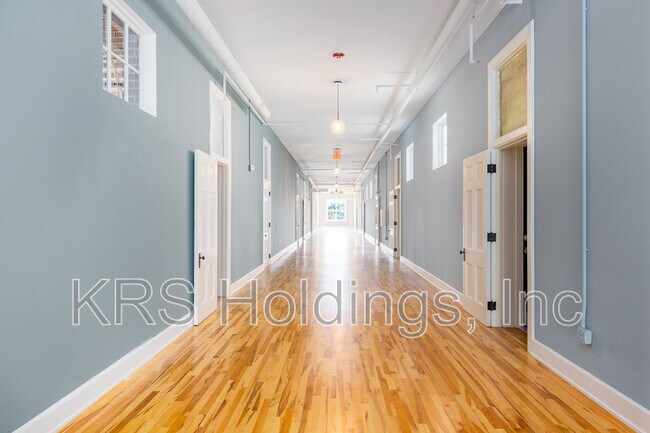 Photo - Betsy Town Flats