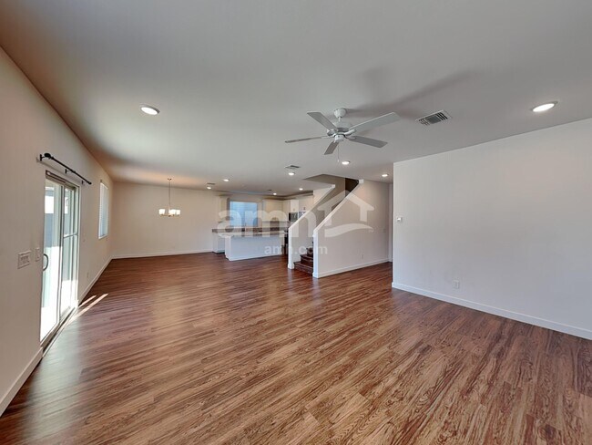 Photo - 4308 S 105th Dr