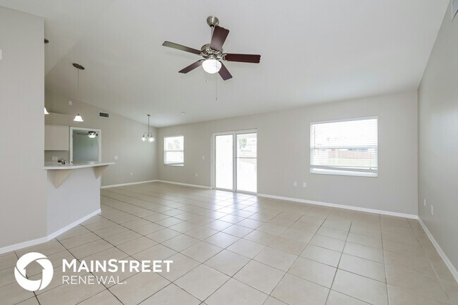 Photo - 102 Ashley Loop