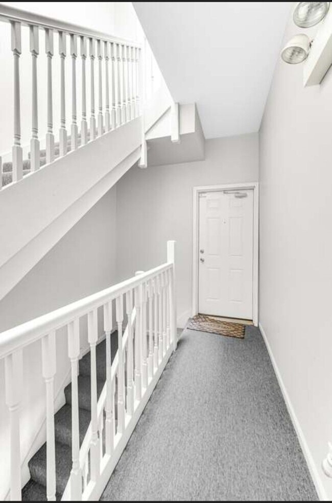 Photo - 5900 S Prairie Ave Unit Apt 2