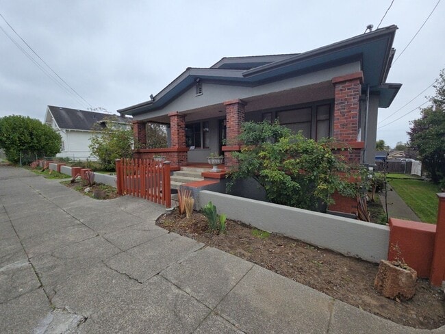 Photo - 2314 Union St Unidad 2316 Union St. [PRM: Andrew]