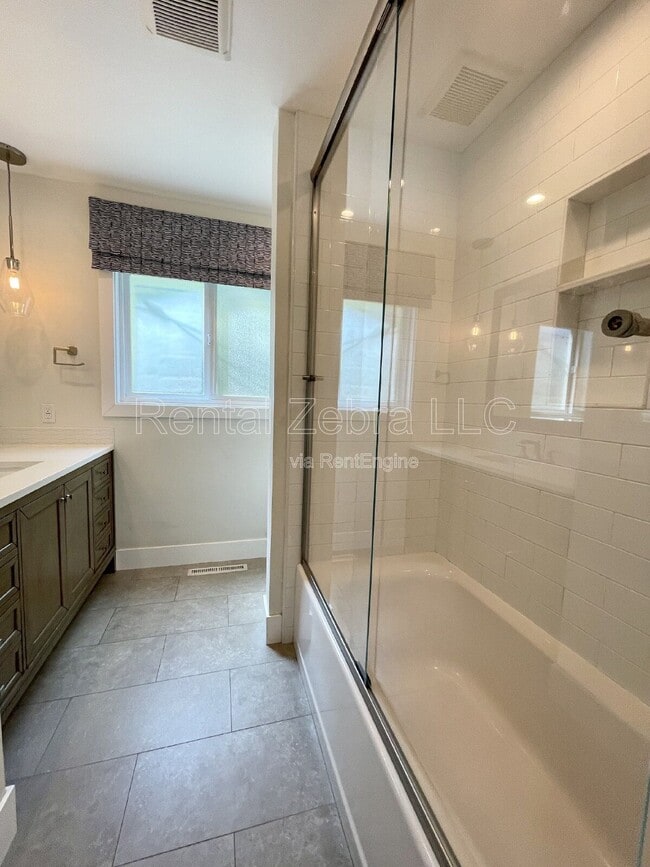 Photo - 626 Huntleigh Dr