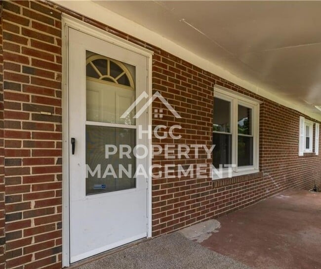 Photo - 1228 Irving Ave