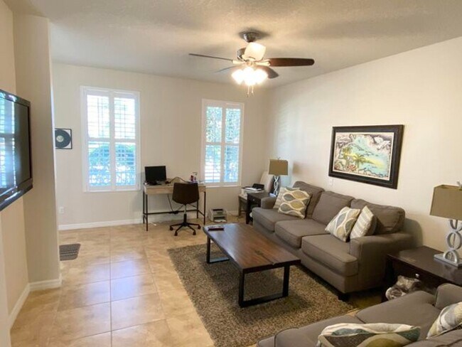 Photo - 1370 Turnbridge Dr