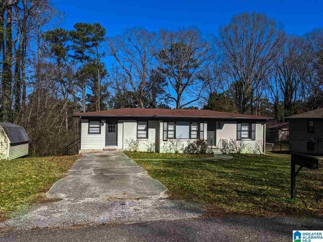 Building Photo - Bright & Spacious 4BR/2BA Home in Birmingham