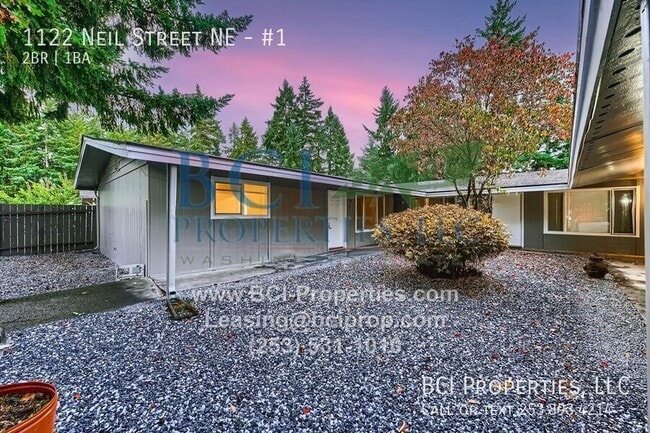 Photo - 1122 Neil St NE Unit #1