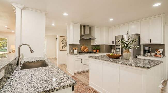 Photo - 3855 Crest Cove Cir