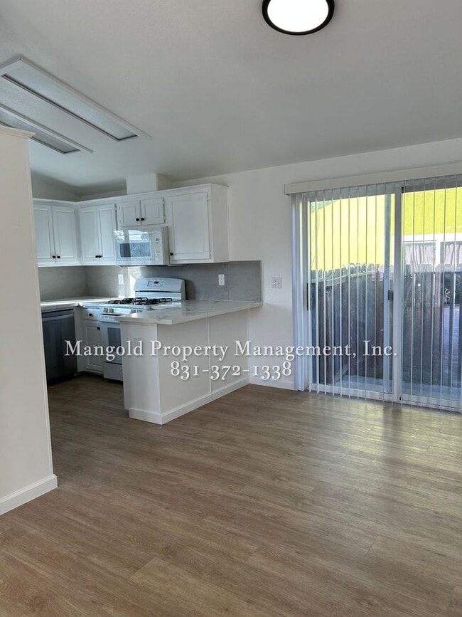 Photo - Spacious 3-Bedroom 2-Bath Home  with Fireplace, Fenced Yard, and Attached Garage