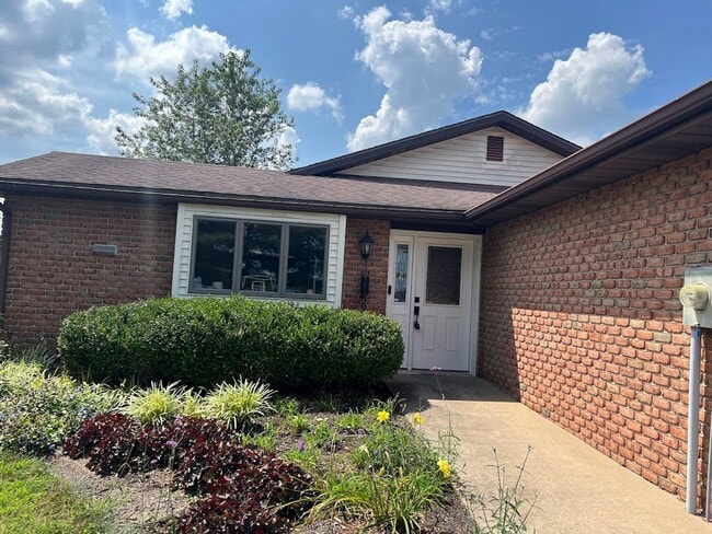 Photo - 169 Hallman Rd