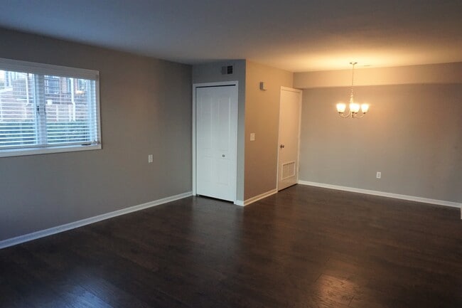Photo - 114 Pinewood Dr