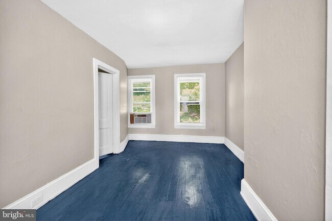 40 S Governors Ave