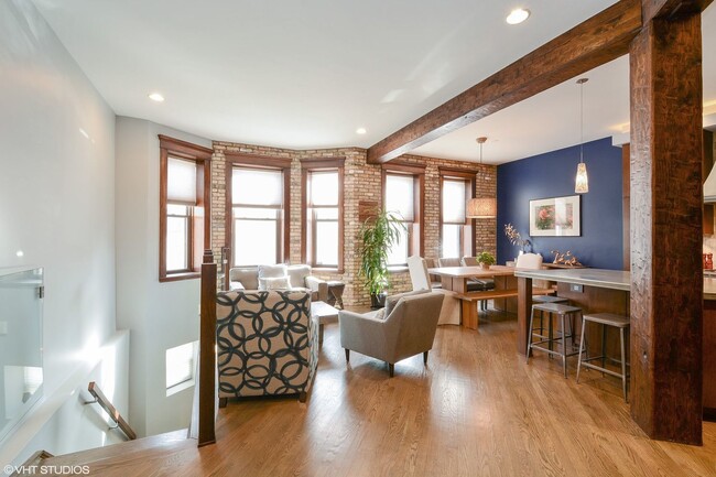 Photo - 2608 N Dayton St Unit 1S