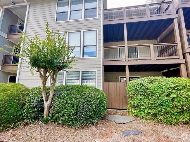 Building Photo - 320 Park Ridge Cir Rental