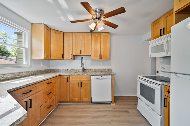 Photo - 759 Gallion Ave
