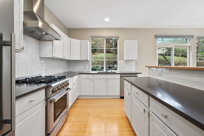 Photo - AIR CONDITIONED Townhome in Beautiful Summ...