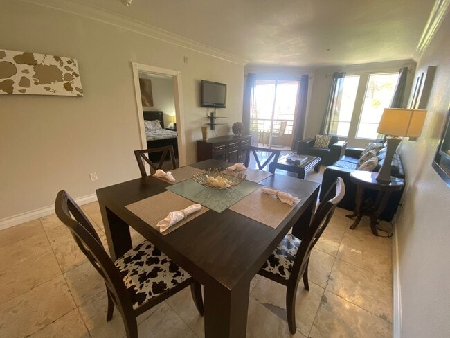Photo - Amazing 2 bedroom furnished condo 1 block ...