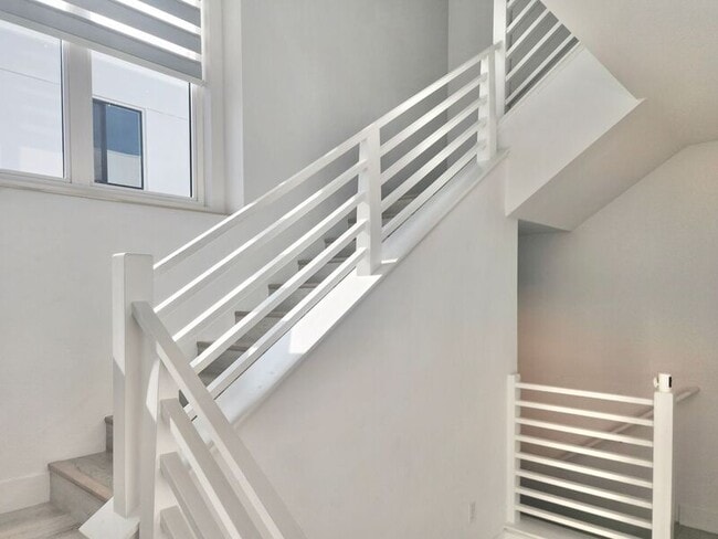 Photo - 16332 Dawn Wy