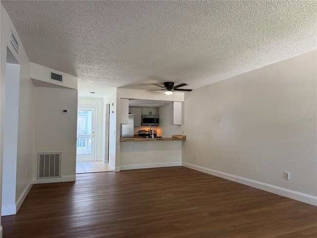 Photo - 4831 W McElroy Ave Unit F104