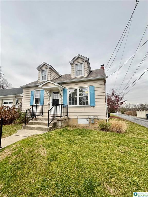 Photo - 221 E Chestnut St