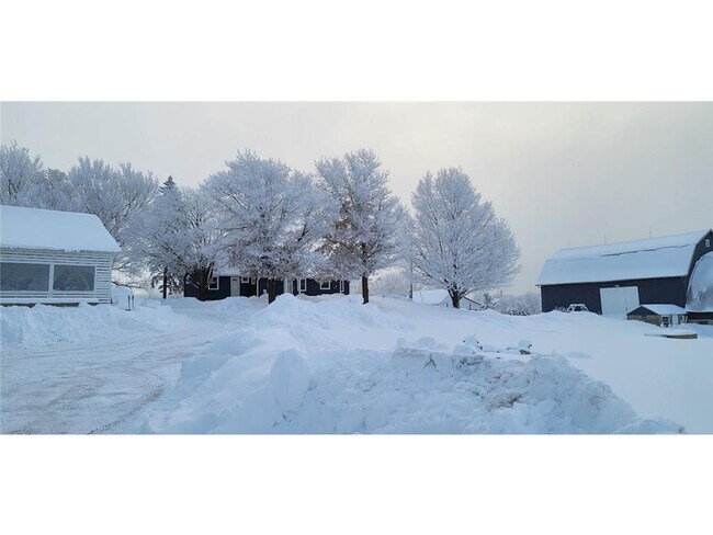 Building Photo - 3535 County Rd 90