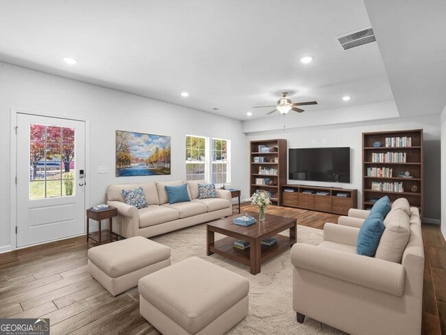 Photo - 223 Monarch Village Way