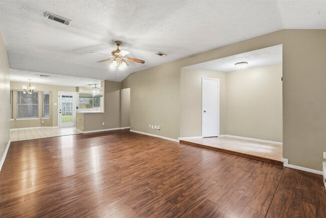 Photo - 21739 Park Bend Dr