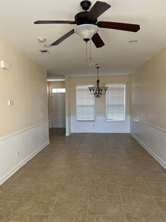 Photo - 3 Bed/ 2.5 Bath Home very close to Fort Stewart gate seven!!