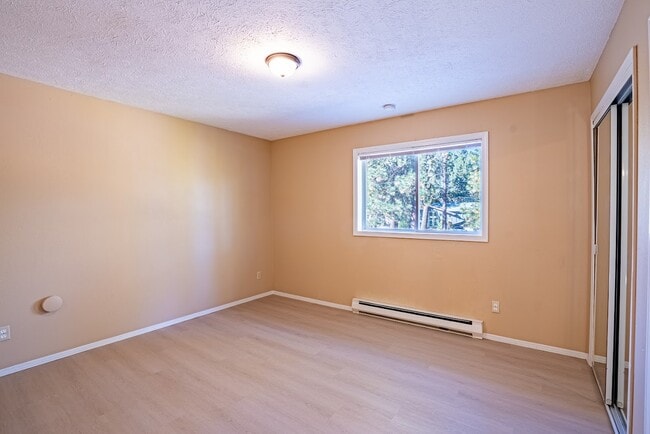 Photo - 4228 E 35th Ave