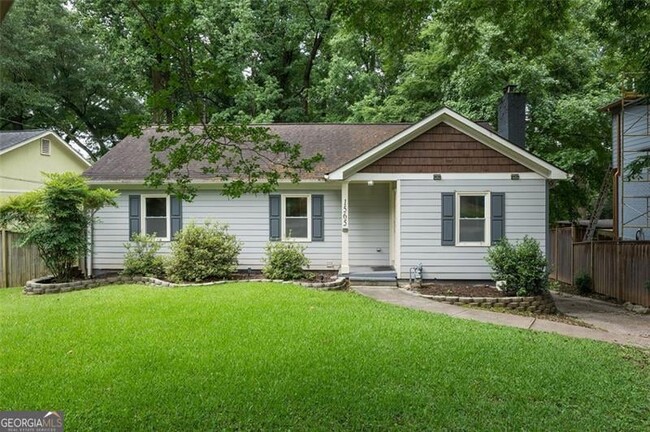 Photo - 1565 Overland Terrace SE House
