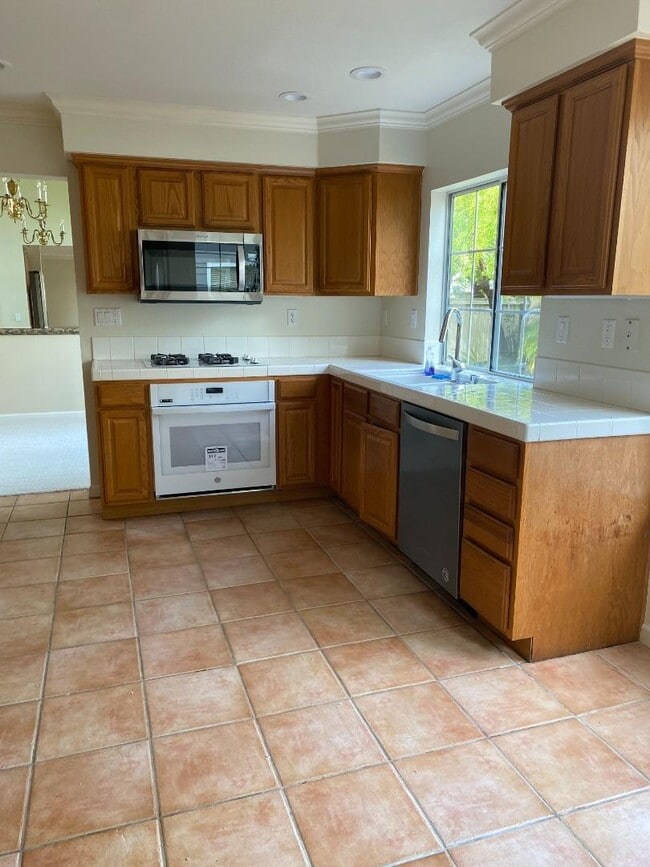 Photo - 323 Montserrat Dr