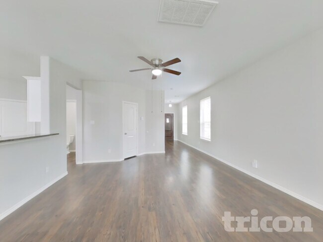 Photo - 1411 Seagler Pond Ln