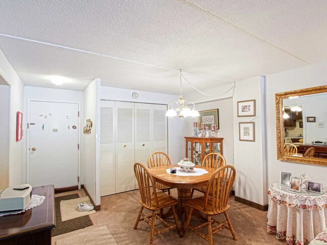 Photo - 244 Walnut St Unit 1