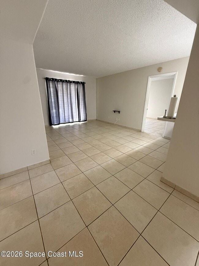 Photo - 1625 Sunny Brook Ln Unidad G103
