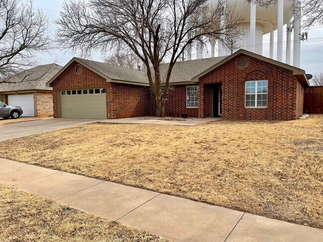 Photo - 5905 73rd St