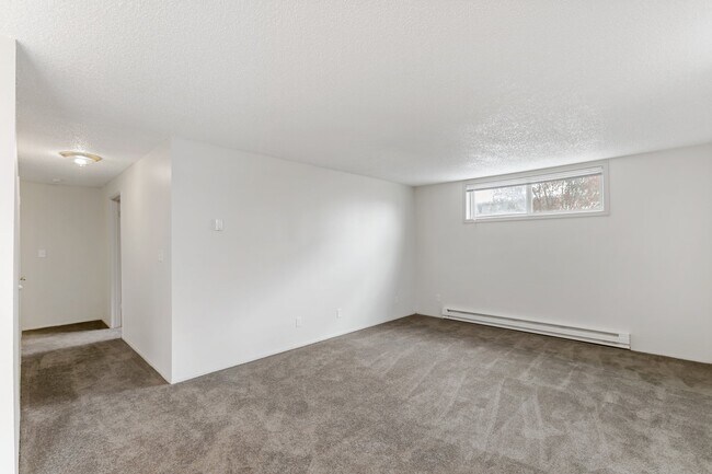 Photo - 11540 Pinehurst Way NE Unidad 101