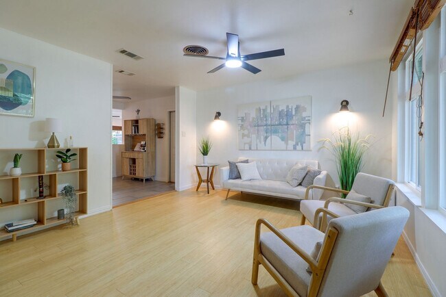 Photo - 6304 Peggy St Unidad SI ID1605359P