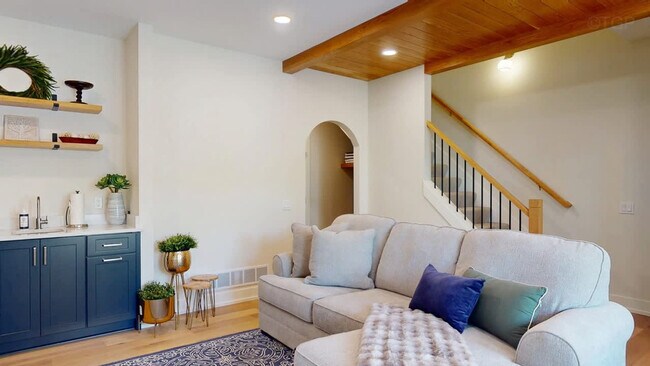 16023 Goodwin Ave Unit SI ID1583707P