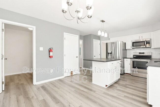 Photo - 25 Adler Cir