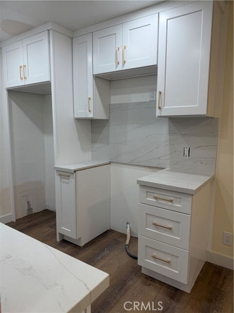 Building Photo - 1150 S Meadow Ln Unit 2