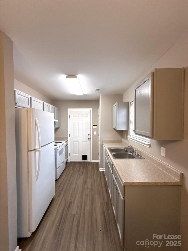 Photo - 3631 Joel Turner Dr