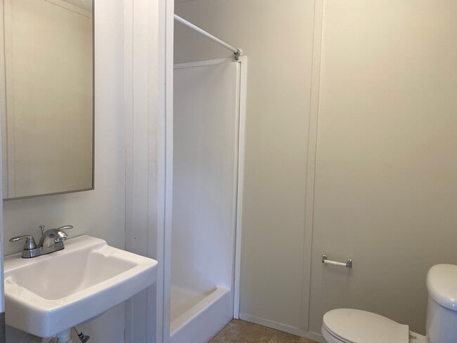 Photo - 17050 Meridian Blvd