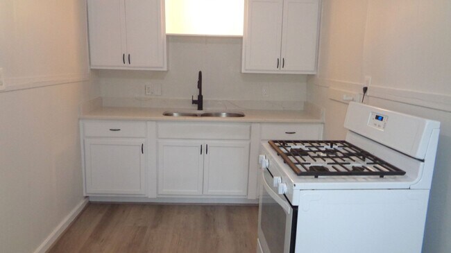 Photo - West Ave A 127-129 Unit 127