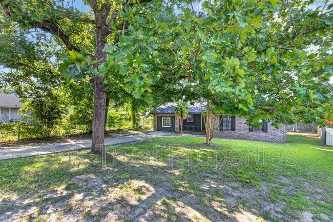 Photo - 103 Cambell Ct