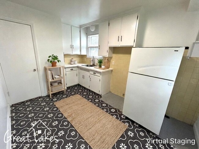 Photo - 21728 Beechwood Ave