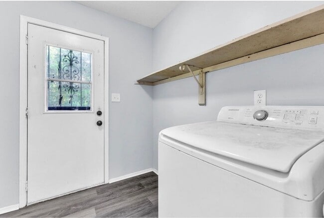 Photo - 701 Southlawn Dr