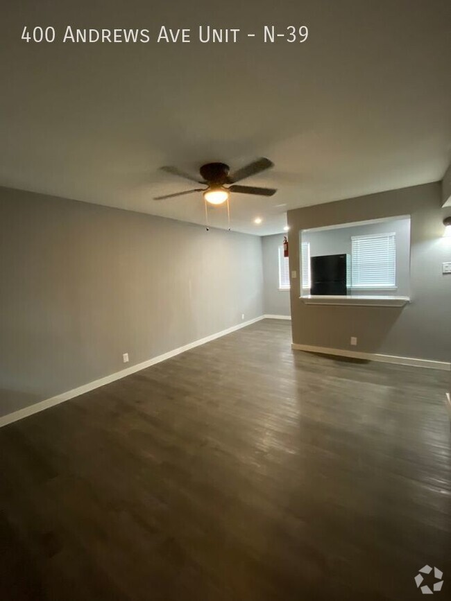 Building Photo - $999 moves you in Unit N-39 Rental