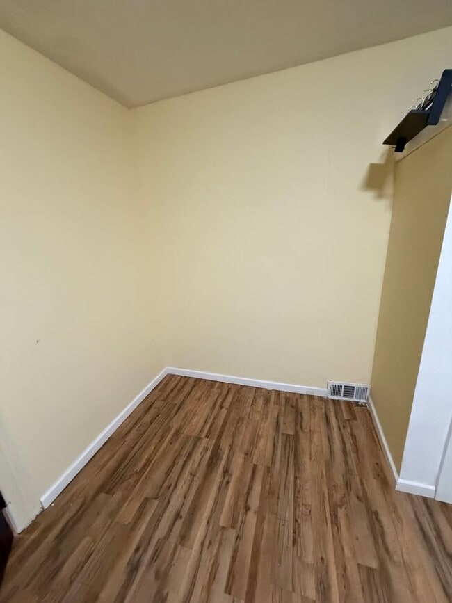 Building Photo - 1105 Orchard St Rental